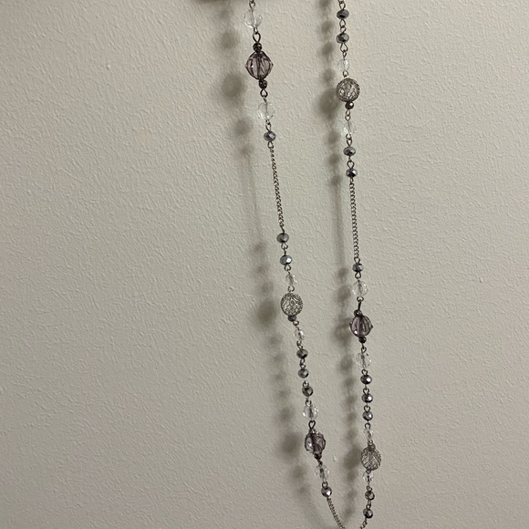 M: Grey & Silver Necklace - Picture 5 of 10